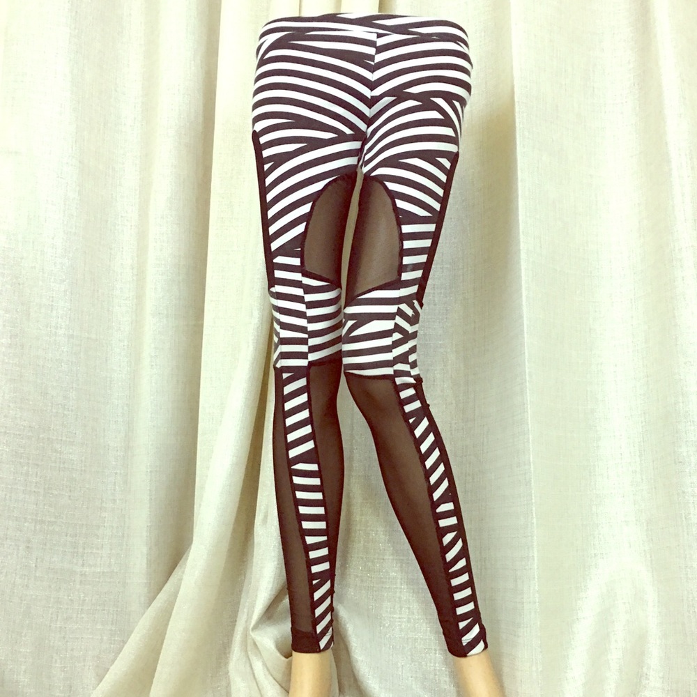 Black White Strip Gym Leggings